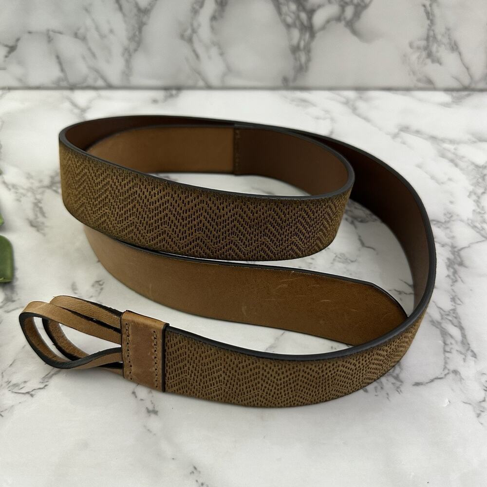 Garnet Hill Womens Leather Belt Size S Brown Herringbone Texture Fold Over